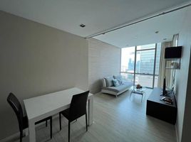 1 Schlafzimmer Appartement zu vermieten im The Room Sukhumvit 21, Khlong Toei Nuea