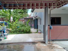 2 Bedroom Townhouse for sale at Pimthong Village, Khlong Chaokhun Sing, Wang Thong Lang