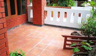 4 Bedrooms Townhouse for sale in Khlong Tan Nuea, Bangkok Villa 49