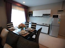 2 Bedroom Condo for rent at Renova Residence Chidlom, Lumphini, Pathum Wan