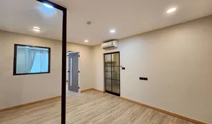 1 Bedroom Condo for sale in Sam Sen Nok, Bangkok The Niche Ladprao 48