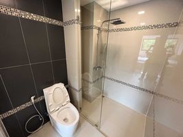 1 Bedroom Apartment for rent at Club Royal, Na Kluea