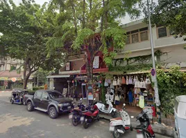 2 Bedroom Shophouse for sale in Wat Chedi Luang, Phra Sing, Si Phum