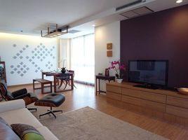 2 Bedroom Condo for rent at The Rajdamri, Pathum Wan