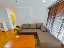 2 Bedroom Apartment for rent at Baan Siri Sukhumvit 10, Khlong Toei