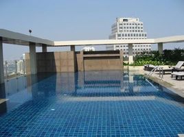 1 Bedroom Apartment for sale at The Lakes, Khlong Toei