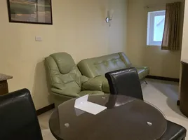 1 Schlafzimmer Wohnung zu verkaufen im The Whitehouse Condotel, Nong Prue