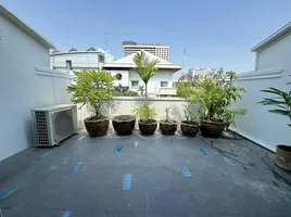 4 Bedroom Villa for sale at The Natural Place, Khlong Toei Nuea