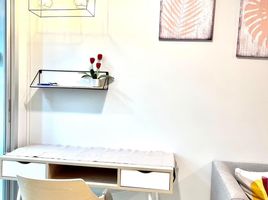 1 Bedroom Condo for rent at The Clover, Khlong Tan Nuea