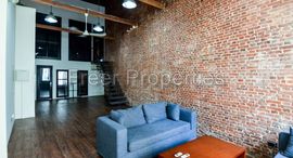 Unités disponibles à Superbly renovated Colonial apartment / office for sale Riverside $200,000