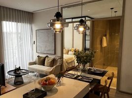 2 Bedroom Condo for sale at Nue District R9, Huai Khwang