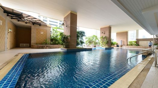 图片 1 of the Communal Pool at Sukhumvit City Resort