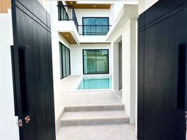 3 Bedroom Villa for sale in Wichit, Phuket, Wichit, Phuket Town, Phuket
