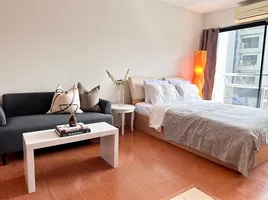 Studio Condo for rent at The Grand Regent, Lumphini