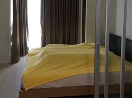 1 Schlafzimmer Wohnung zu verkaufen im Aspire Rama 9, Bang Kapi