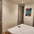 2 Schlafzimmer Appartement zu vermieten im Maru Ekkamai 2, Khlong Tan Nuea