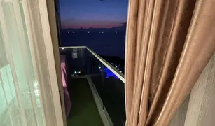 Studio Wohnung zu verkaufen in Na Kluea, Pattaya Wongamat Tower