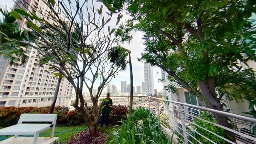 Photos 1 of the Communal Garden Area at Le Luk Condominium