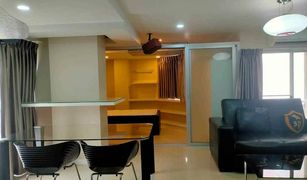 2 Bedrooms Condo for sale in Khlong Toei, Bangkok The Prime Suites