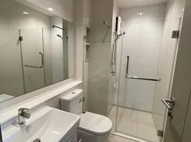 1 спален Кондо в аренду в Life Asoke Rama 9, Makkasan