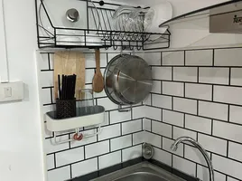 Studio Condo for rent at Lanna Condominium, Pa Tan