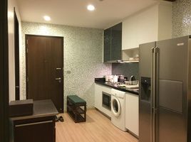 2 Schlafzimmer Appartement zu vermieten im Sky Walk Residences, Phra Khanong Nuea