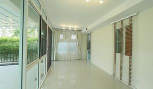 4 Bedrooms House for sale in Bang Chak, Bangkok Villaggio 2 Srinakarin-Bangna