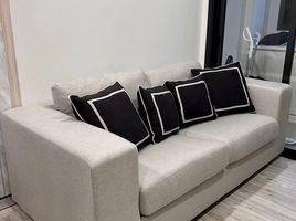 1 Bedroom Condo for rent at XT Huaikhwang, Din Daeng, Din Daeng