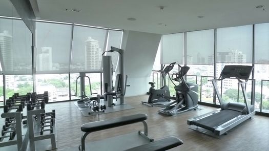 Fotos 1 of the Fitnessstudio at The Alcove Thonglor 10