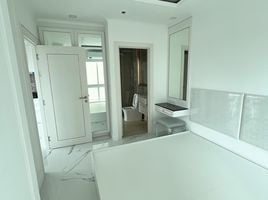 1 Bedroom Condo for sale at The Empire Tower, Nong Prue