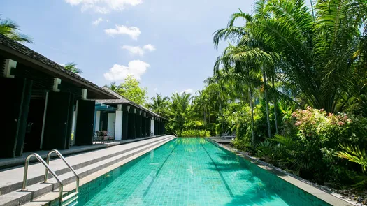 Фото 1 of the Gemeinschaftspool at Bangtao Beach Gardens