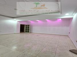5 Schlafzimmer Villa zu verkaufen im Al Mwaihat 3, Al Mwaihat