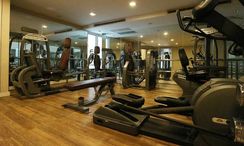 Фото 2 of the Communal Gym at The Bangkok Sukhumvit 61