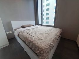 1 Schlafzimmer Wohnung zu vermieten im Edge Sukhumvit 23, Khlong Toei Nuea