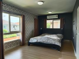 3 Schlafzimmer Villa zu verkaufen im Kanasiri Chaiyapruek-Wongwaen, Bang Bua Thong