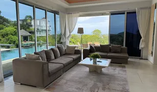 普吉 晟泰雷 The Villas Overlooking Layan 4 卧室 别墅 售 