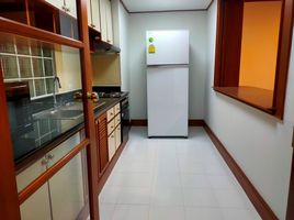 2 Bedroom Condo for rent at Baan Pakapun, Khlong Tan