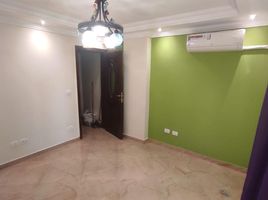 3 Schlafzimmer Appartement zu verkaufen im Eighth Sector, Zahraa El Maadi, Hay El Maadi