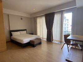 3 Schlafzimmer Appartement zu vermieten im Viscaya Private Residences, Khlong Tan Nuea