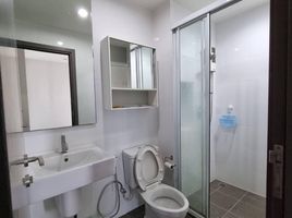 1 Bedroom Condo for sale at The Base Park East Sukhumvit 77, Phra Khanong Nuea