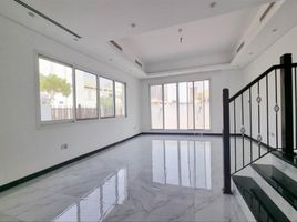 3 Bedroom Townhouse for sale at District 6A, District 18