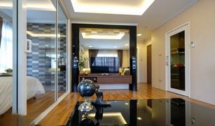 2 Bedrooms Condo for sale in San Phisuea, Chiang Mai The Grand Benefit 2