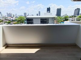 3 Bedroom Apartment for rent at Tipamas Mansion, Khlong Tan Nuea