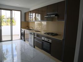 3 Schlafzimmer Appartement zu verkaufen im Joli Appartement à vendre à harhoura, Na Agdal Riyad