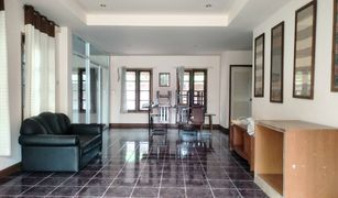 4 Bedrooms House for sale in Suthep, Chiang Mai 