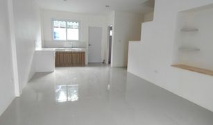 3 Bedrooms Townhouse for sale in Pong, Pattaya Lake Side Home Mabprachan
