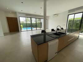 4 Bedroom Villa for rent at Quad 38 Private Residence , Phra Khanong