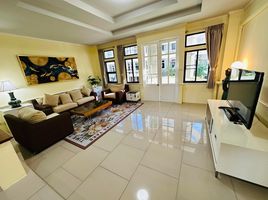 3 Bedroom House for rent at Moo Baan Chicha Castle, Khlong Toei Nuea