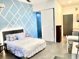 1 Bedroom Condo for rent at Al Dabas, Shoreline Apartments