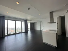 2 спален Кондо в аренду в 185 Rajadamri, Lumphini
